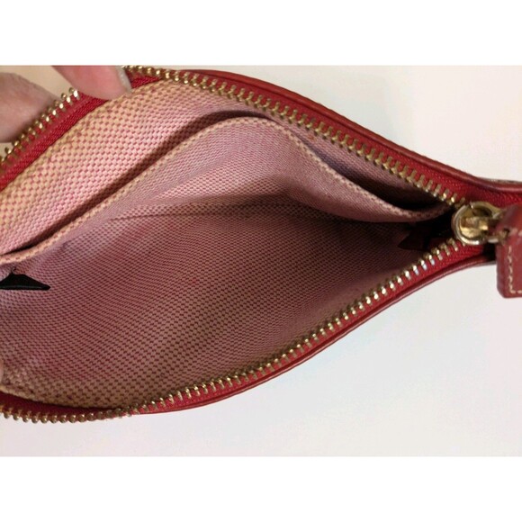 Dooney and Bourke Large Slim Wristlet Pebble Grain Leather Red w/Gold Clutch Bag - Picture 5 of 7